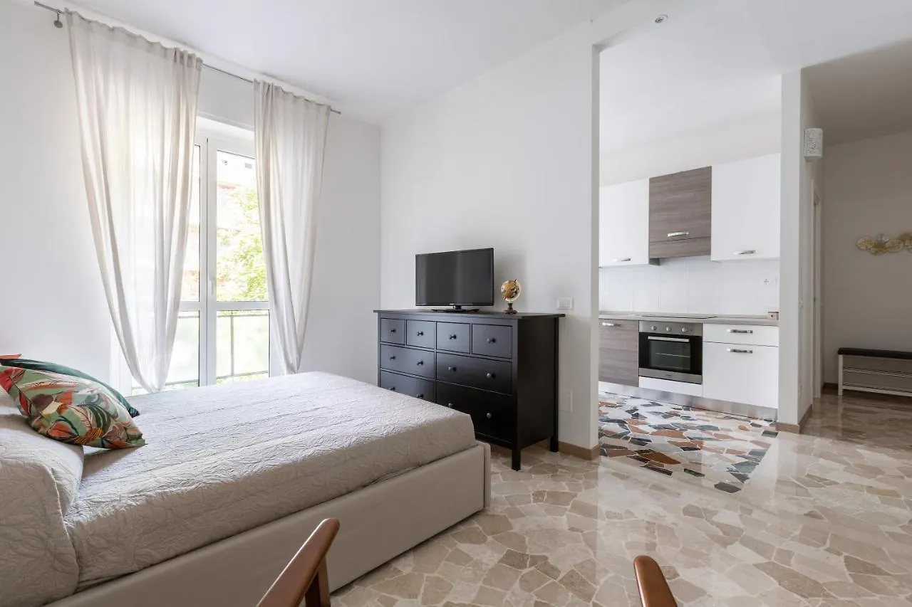 Apartment Piazzale Udine Balcony Apt Milan